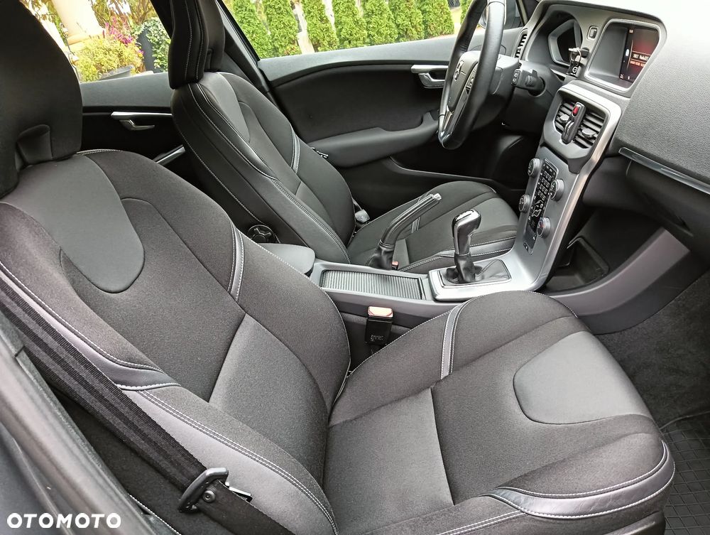 Volvo V40 - 6