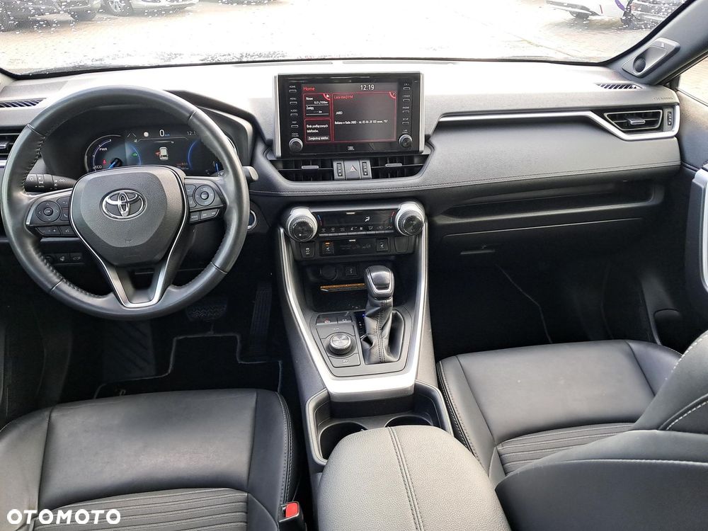 Toyota RAV4 - 11