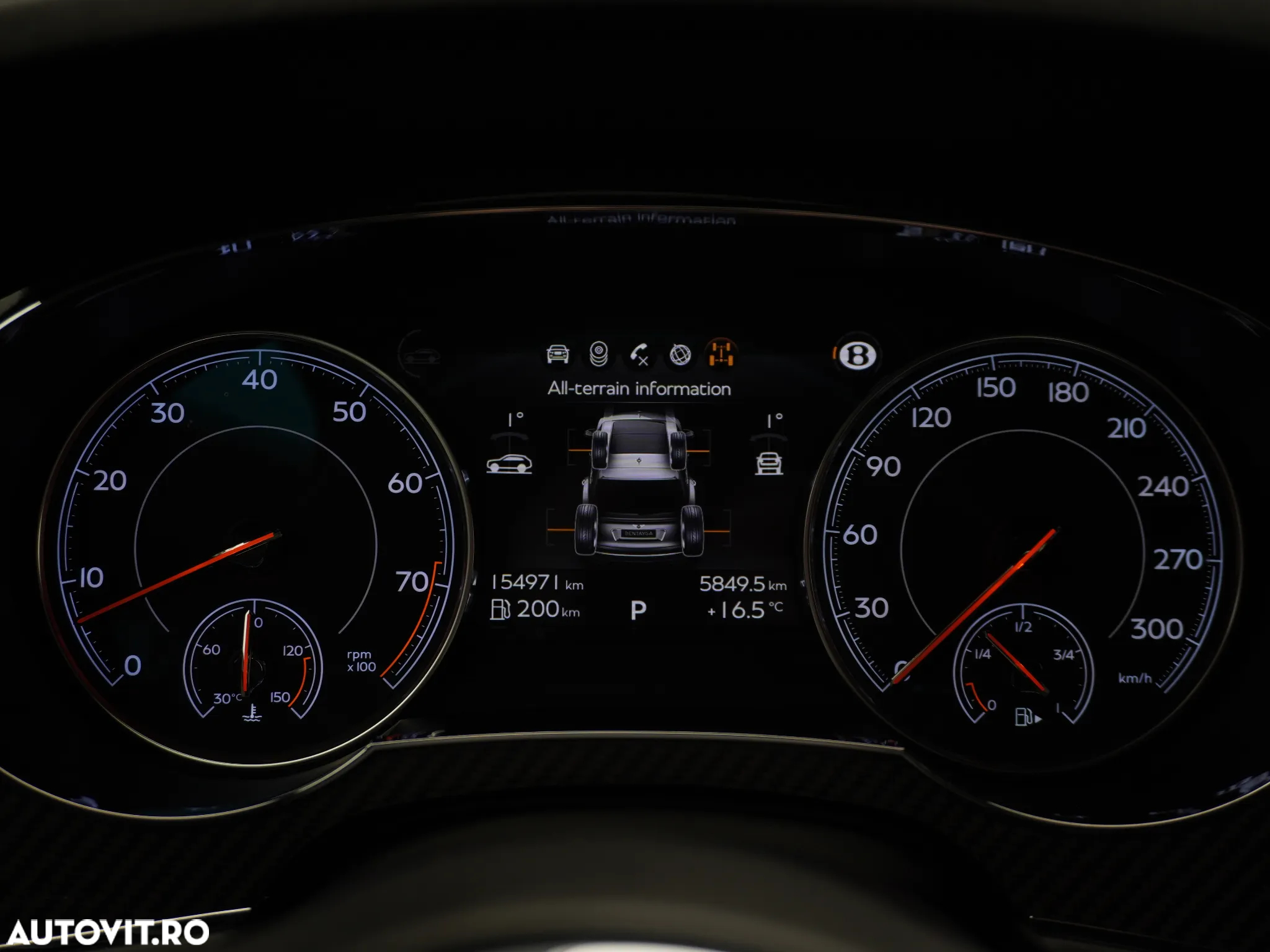 Bentley Bentayga - 39