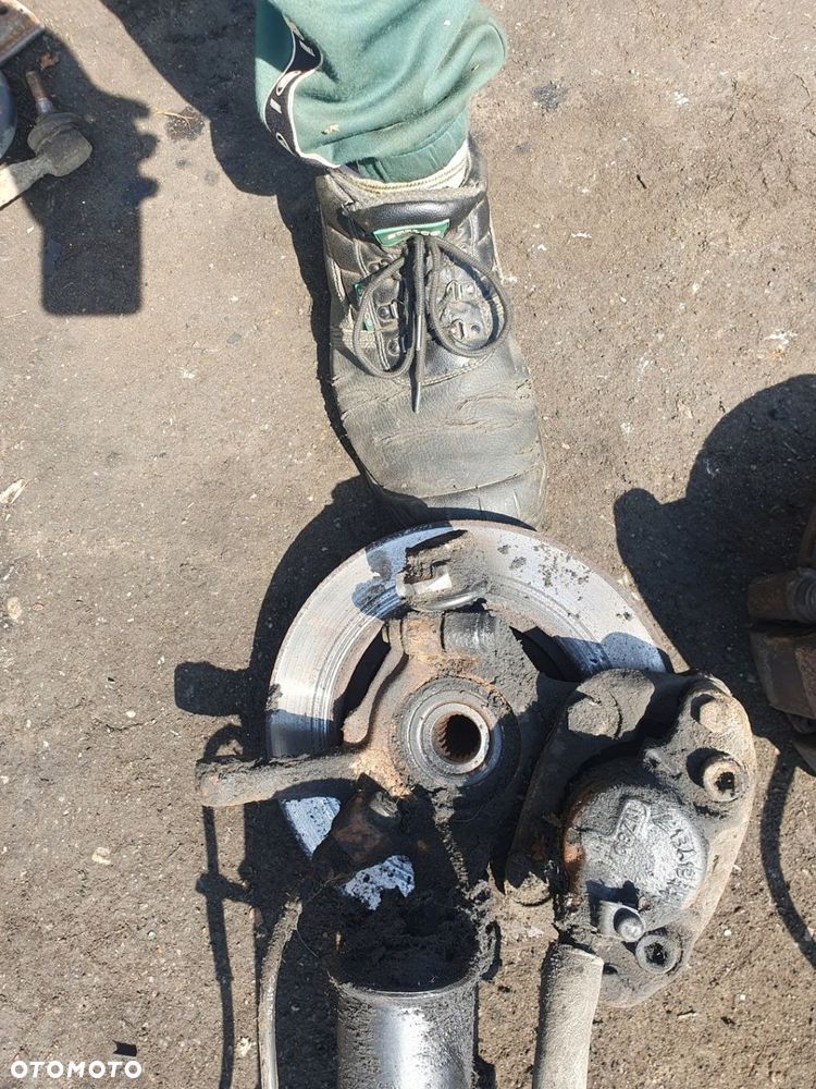 belka tylnego zawieszenia Renault Clio 2 II 97-00R 4d 4d 1.2 benz ZDROWA - 14