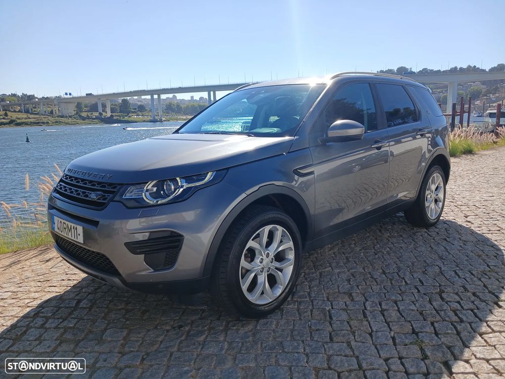 Land Rover Discovery Sport 2.0 TD4 HSE Luxury 7L Auto — fotografia 47