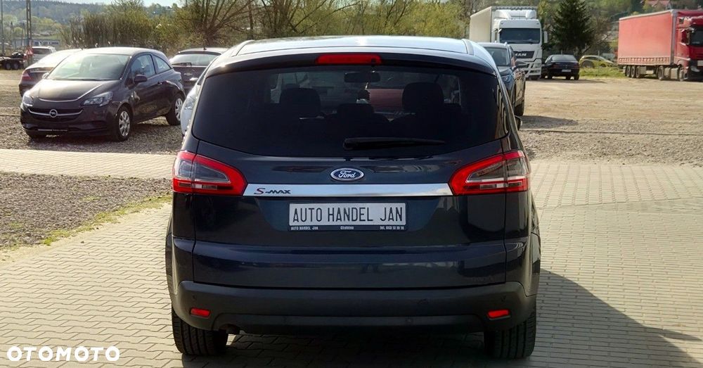 Ford S-Max - 16