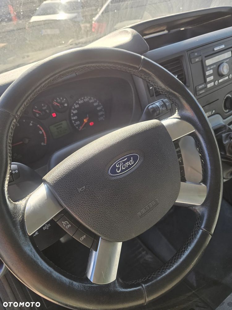 Ford Transit - 7