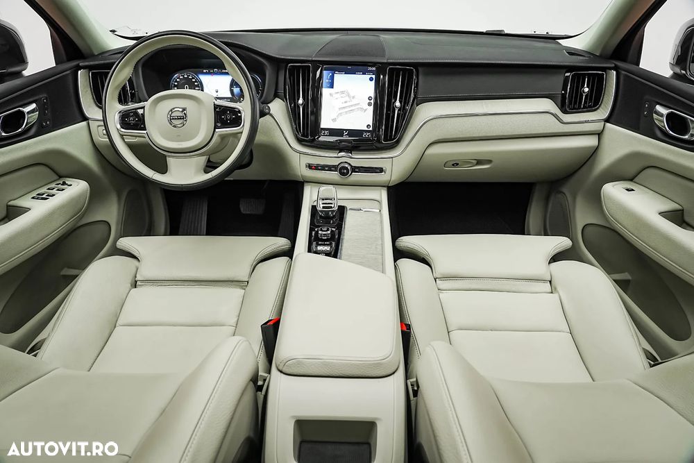 Volvo XC 60 T8 Twin Engine AWD Inscription - 19