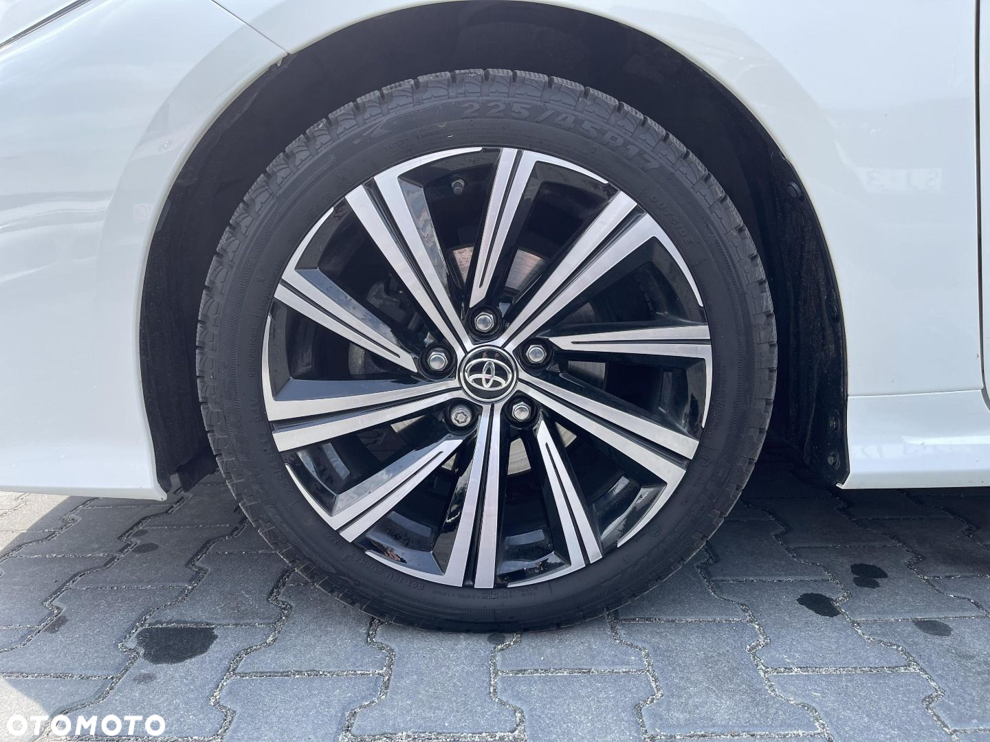 Toyota Corolla - 23