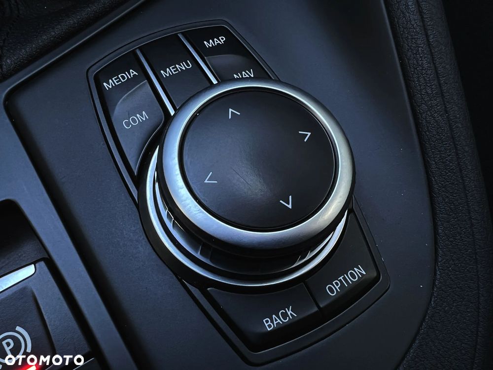 BMW X1 sDrive20d - 31