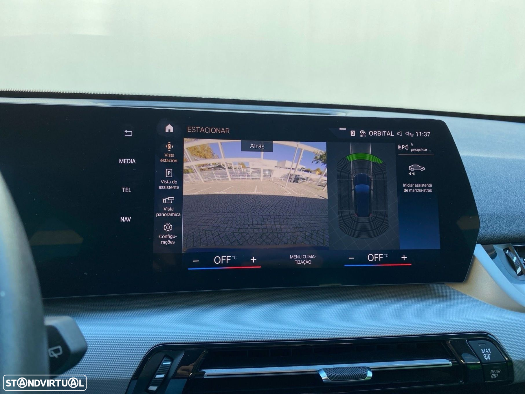 BMW iX1 xDrive30 - 10