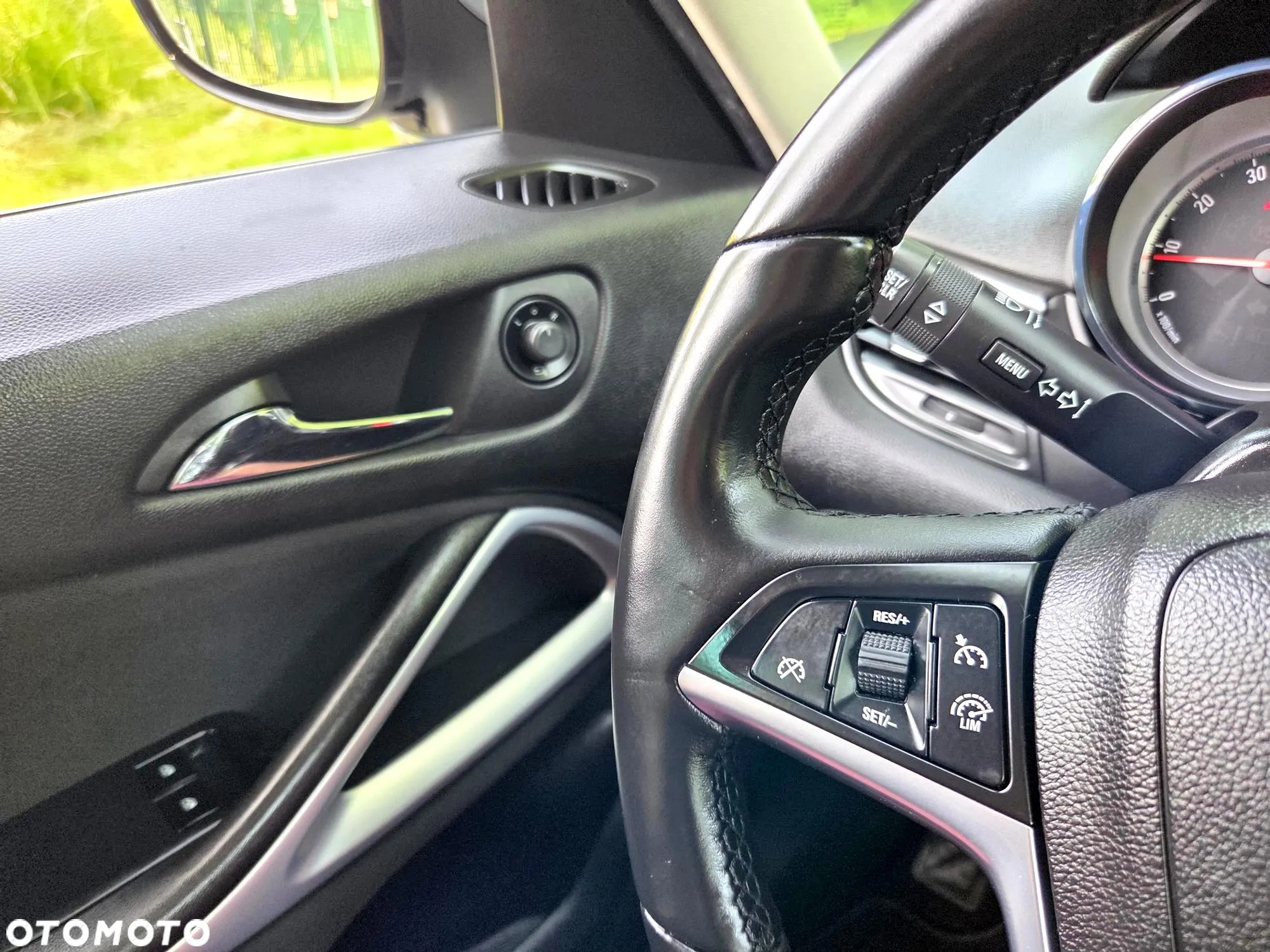 Opel Zafira 1.4 T Cosmo - 33