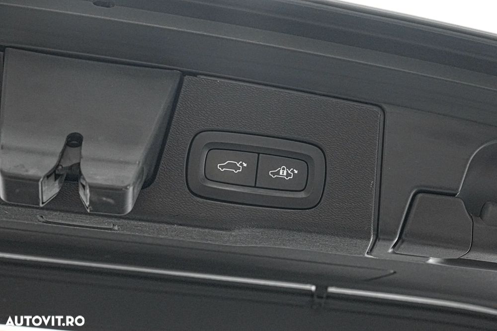Volvo XC 60 Recharge T6 Twin Engine eAWD Inscription Expression - 26