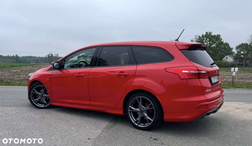 Ford Focus 1.0 EcoBoost ST-Line ASS - 4