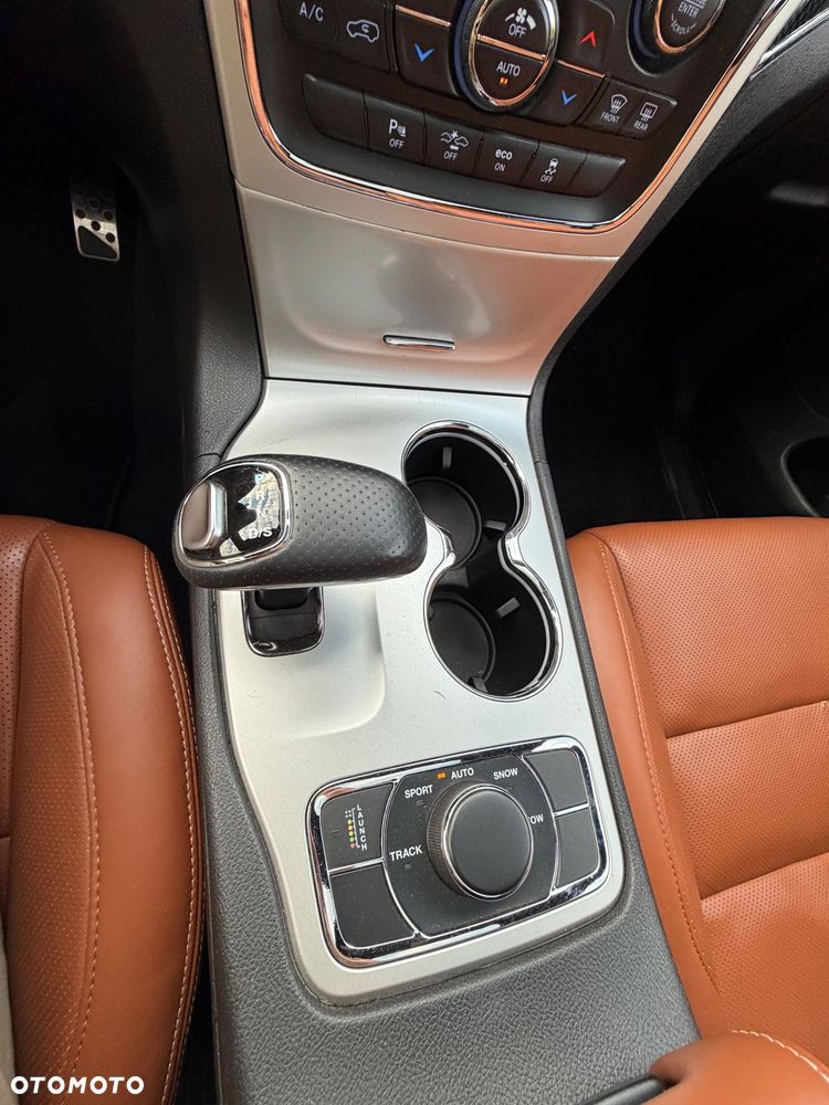 Jeep Grand Cherokee Gr 6.4 V8 SRT8 EU6 - 10