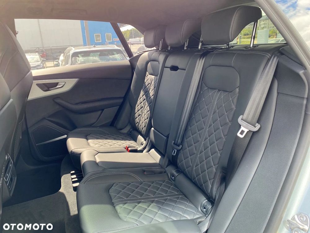 Audi Q8 - 28