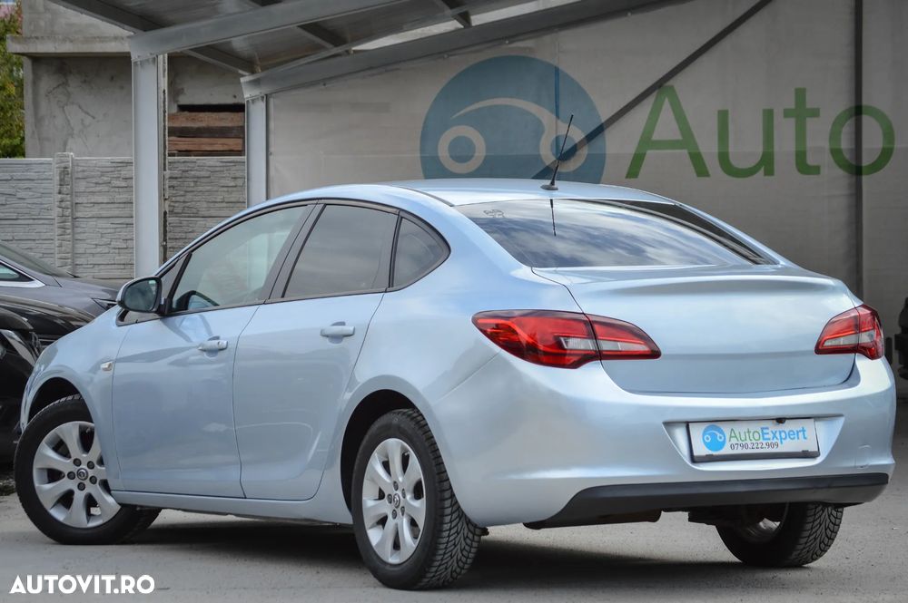 Opel Astra 1.6 TWINPORT ECOTEC Enjoy - 26