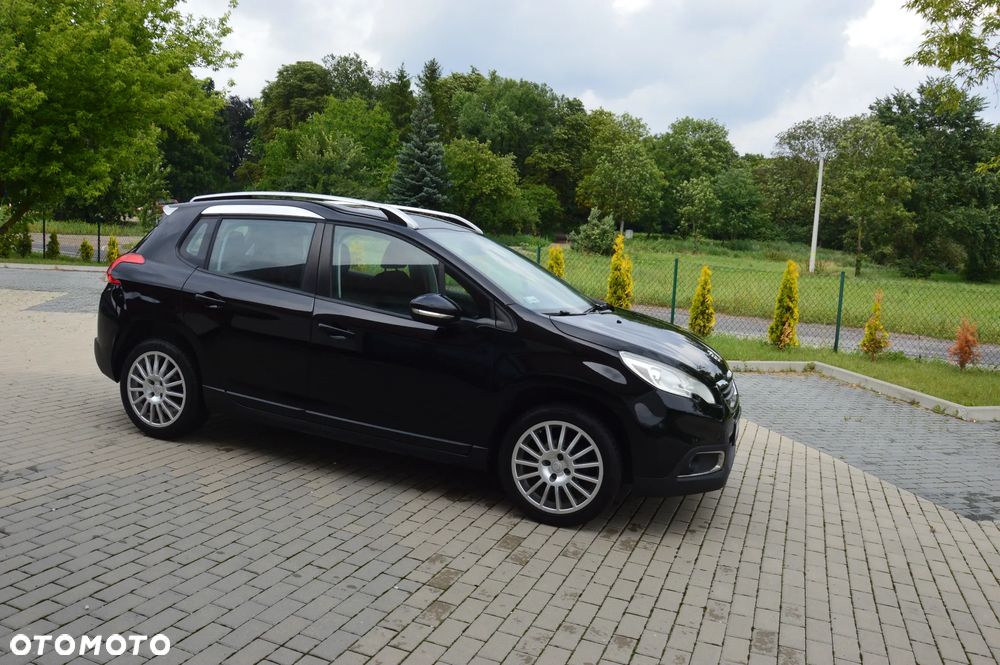 Peugeot 2008 - 8