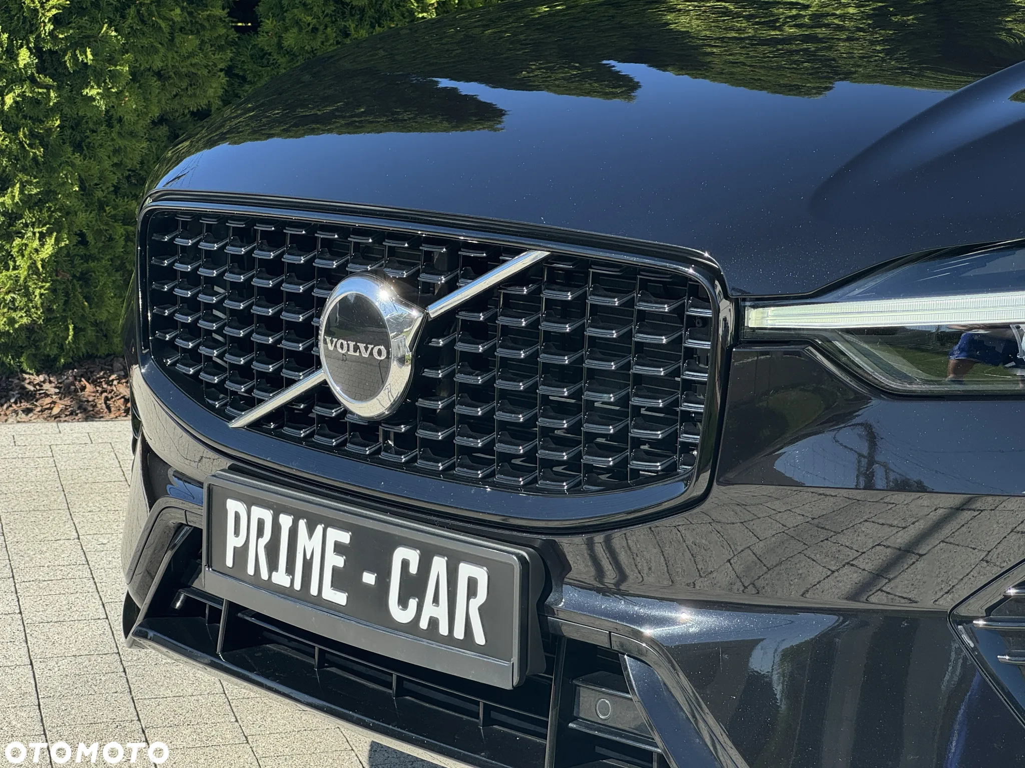 Volvo XC 60 B4 D Plus Dark - 26