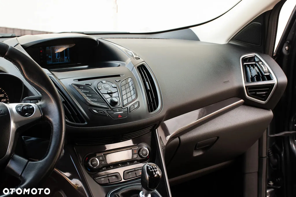 Ford Kuga 2.0 TDCi 4x4 Titanium - 34