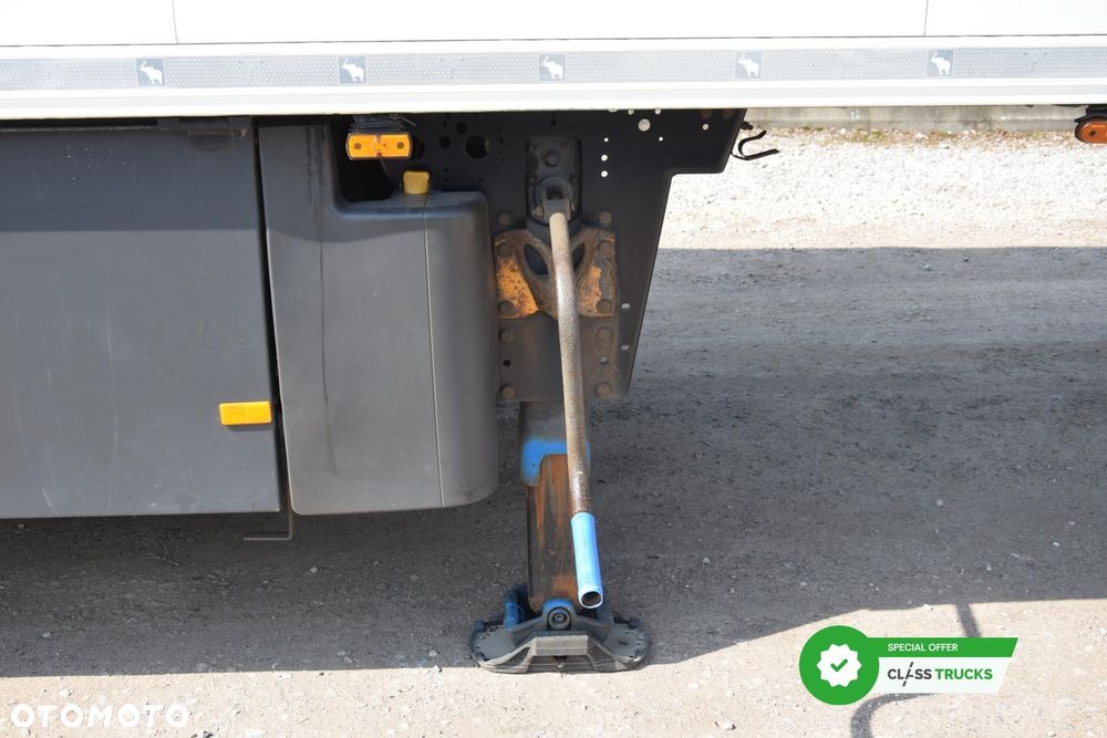 Schmitz Cargobull SKO Double Deck FP 60 ThermoKing SLXi 300 - 13