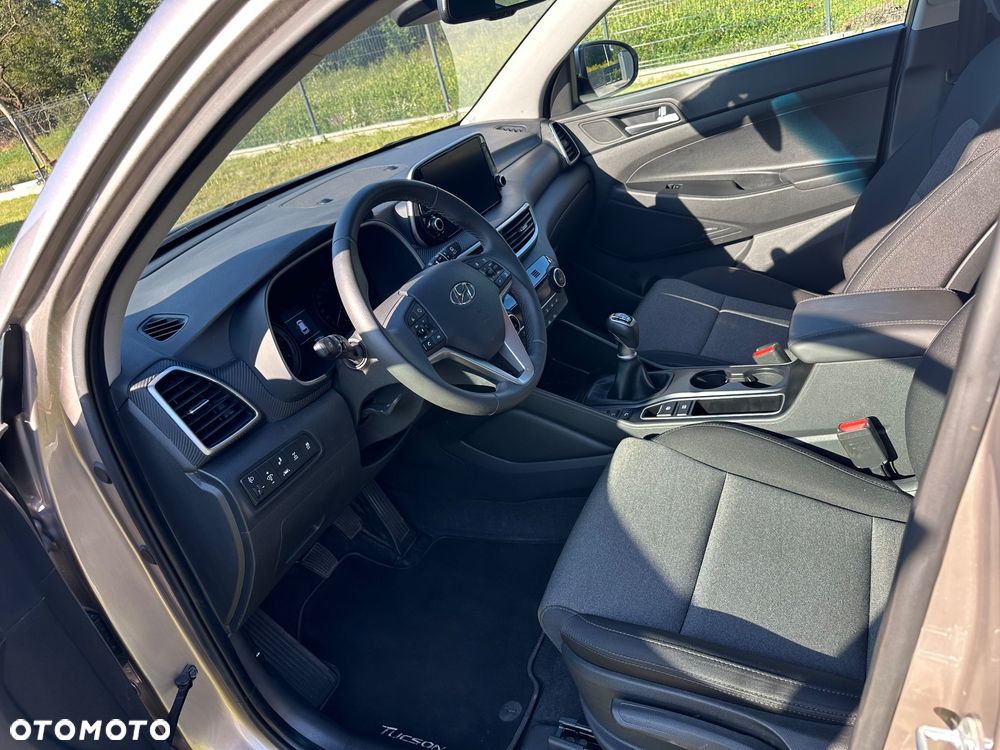 Hyundai Tucson blue 1.6 CRDi 4WD Select - 26
