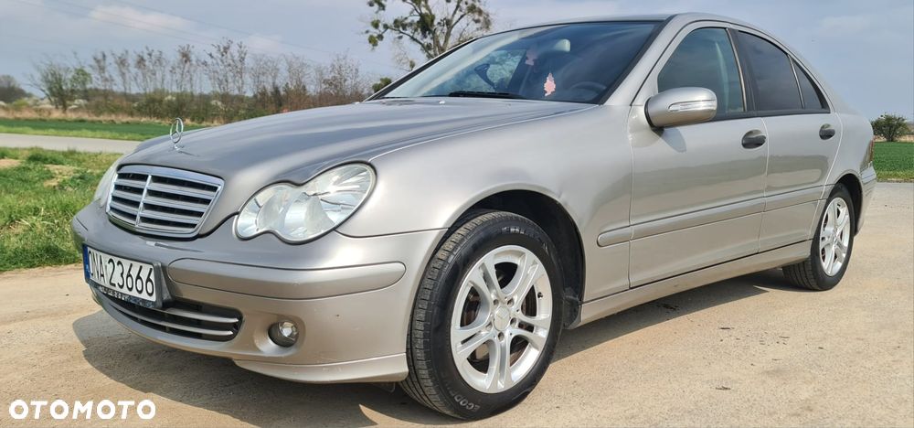 Mercedes-Benz Klasa C 200 T CDI Classic - 3