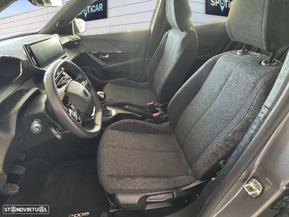 Peugeot 2008 1.2 PureTech Style - 9