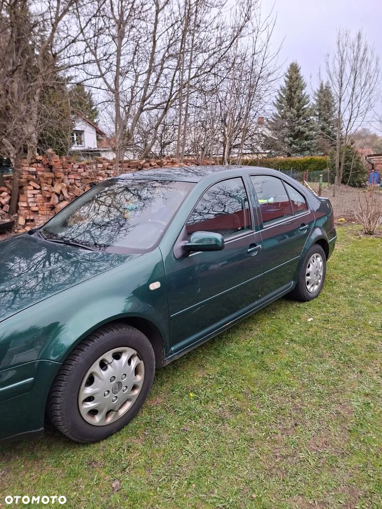 Volkswagen Bora 1.6 Basis - 4