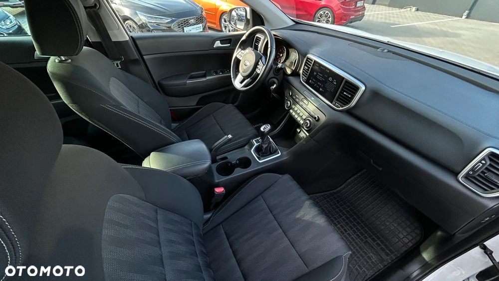 Kia Sportage 1.6 GDI M 2WD - 24