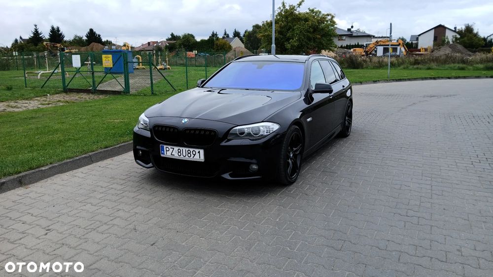BMW Seria 5 528i Sport-Aut - 2