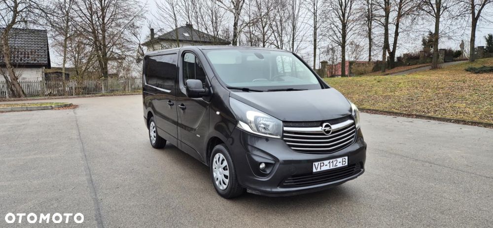 Opel Vivaro - 1