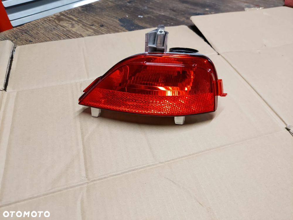 Dacia Sandero Logan 17- Lampa L Tył w Zderzak