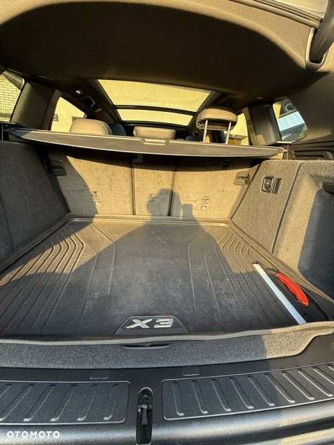 BMW X3 xDrive20d - 11