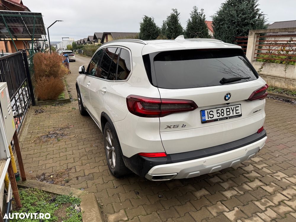 BMW X5 xDrive45e - 28