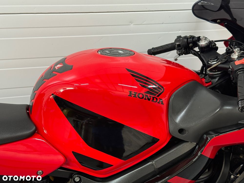 Honda CBR - 9