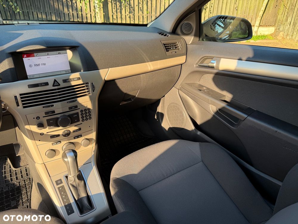 Opel Astra 1.8 Cosmo - 19