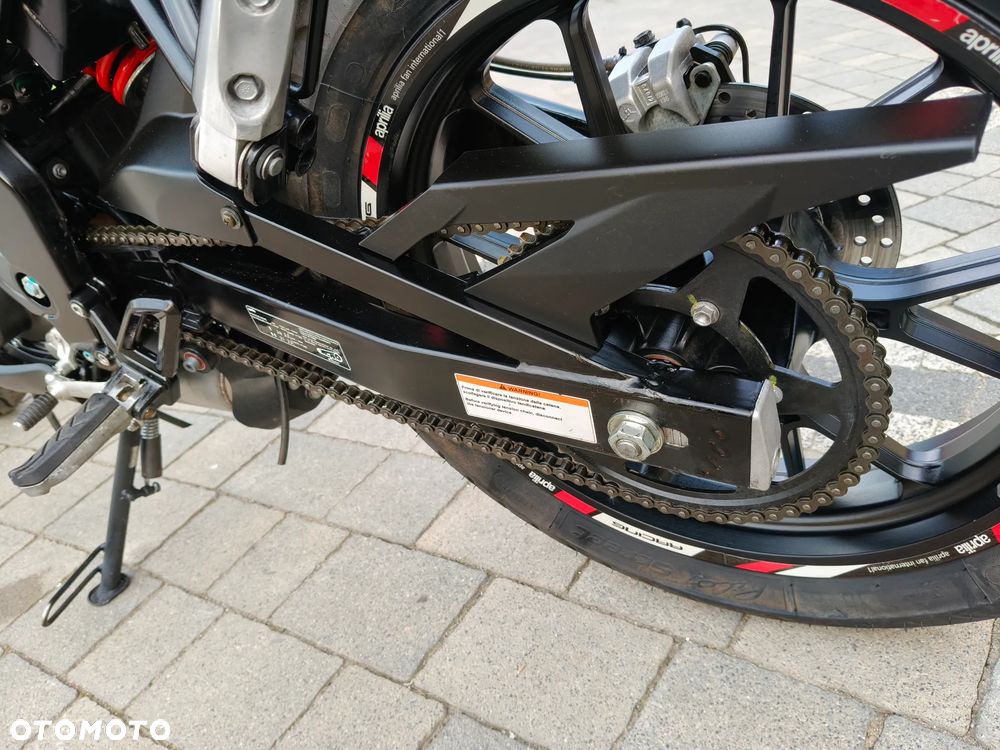 Aprilia Tuono - 18