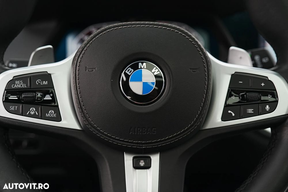 BMW X5 xDrive45e - 38