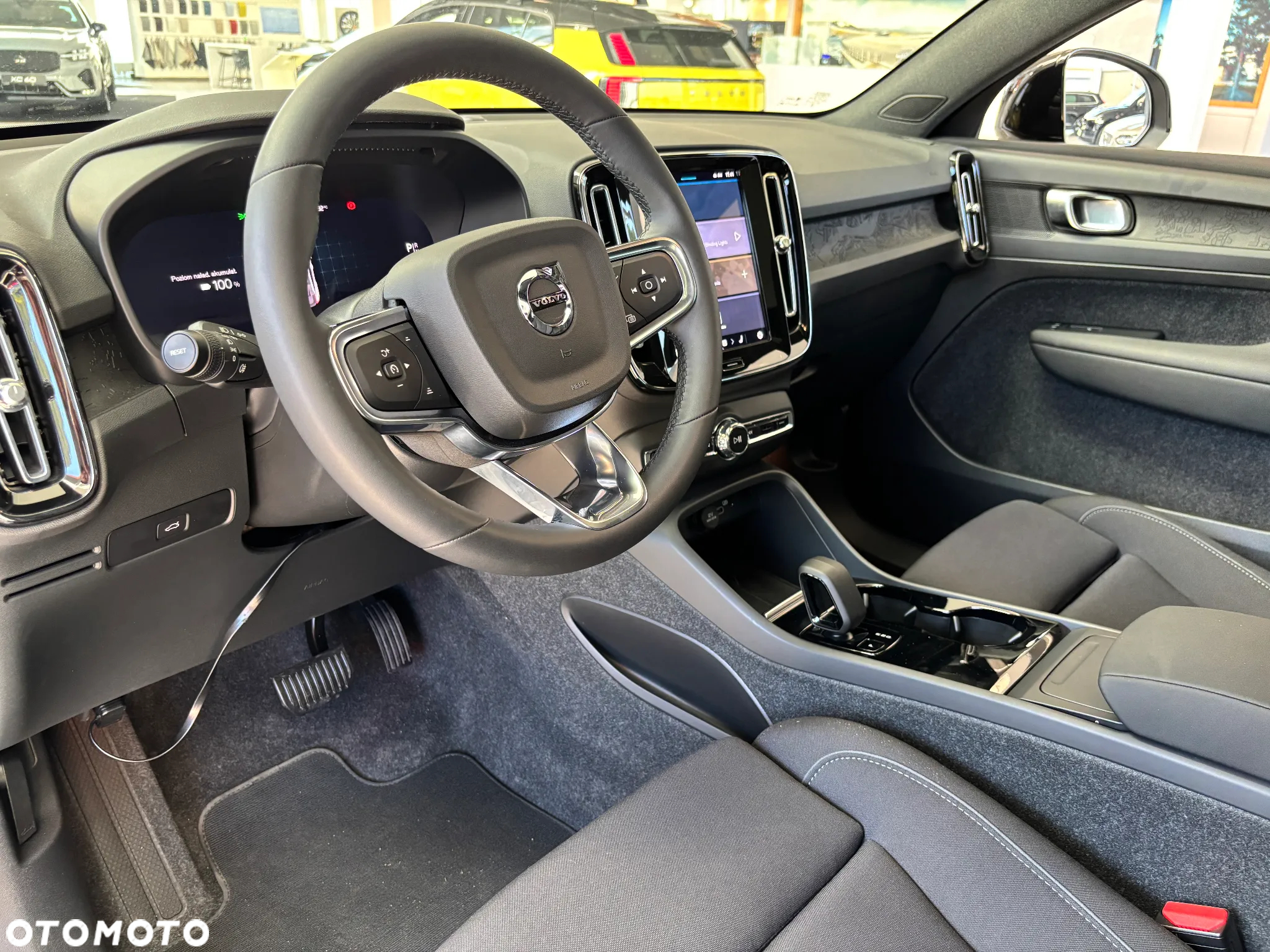 Volvo C40 Recharge Plus - 6