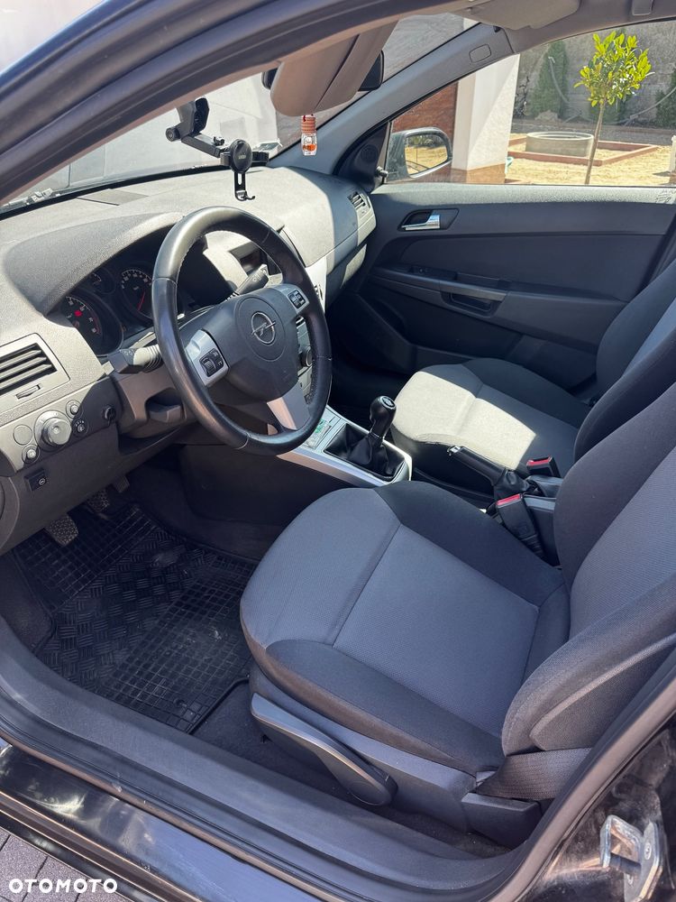Opel Astra 1.4 - 5