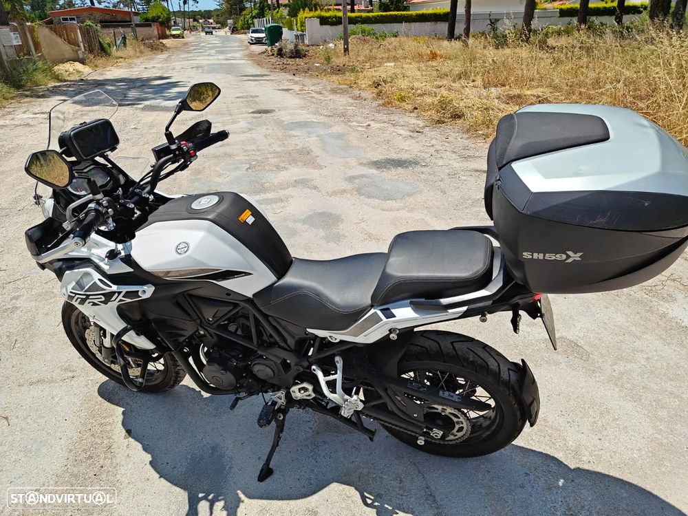 Benelli TRK 502 Benelli TRK 502 X - 2