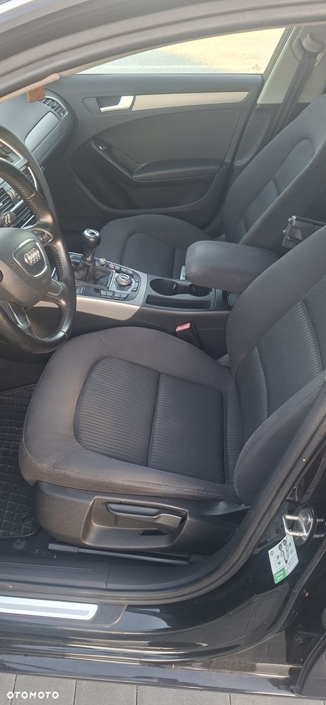 Audi A4 Avant 2.0 TDI DPF Ambiente - 20