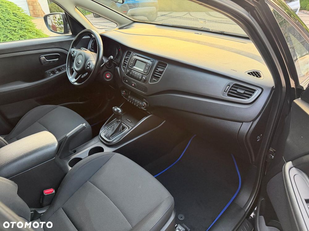 Kia Carens 1.7 CRDi L 7os - 8