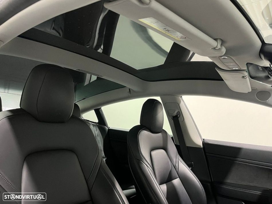 Tesla Model 3 Standard Range Plus RWD - 11