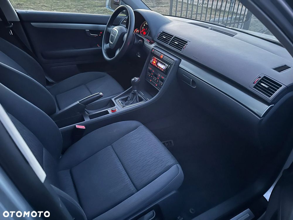 Audi A4 Avant - 14