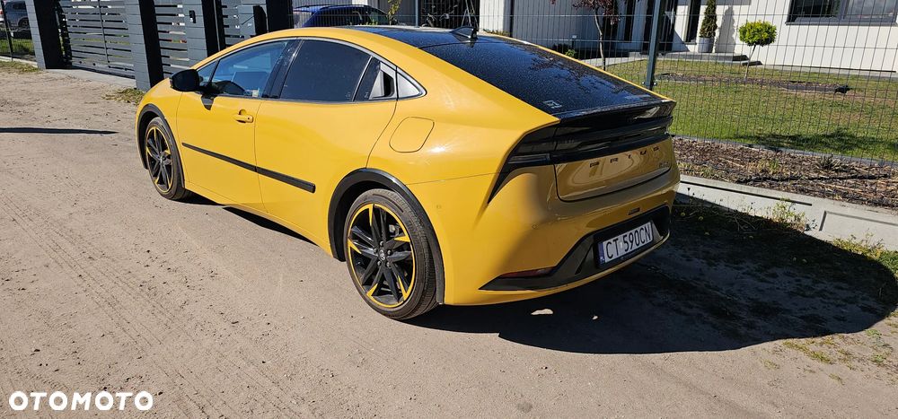 Toyota Prius 2.0 Hybrid Executive - 4