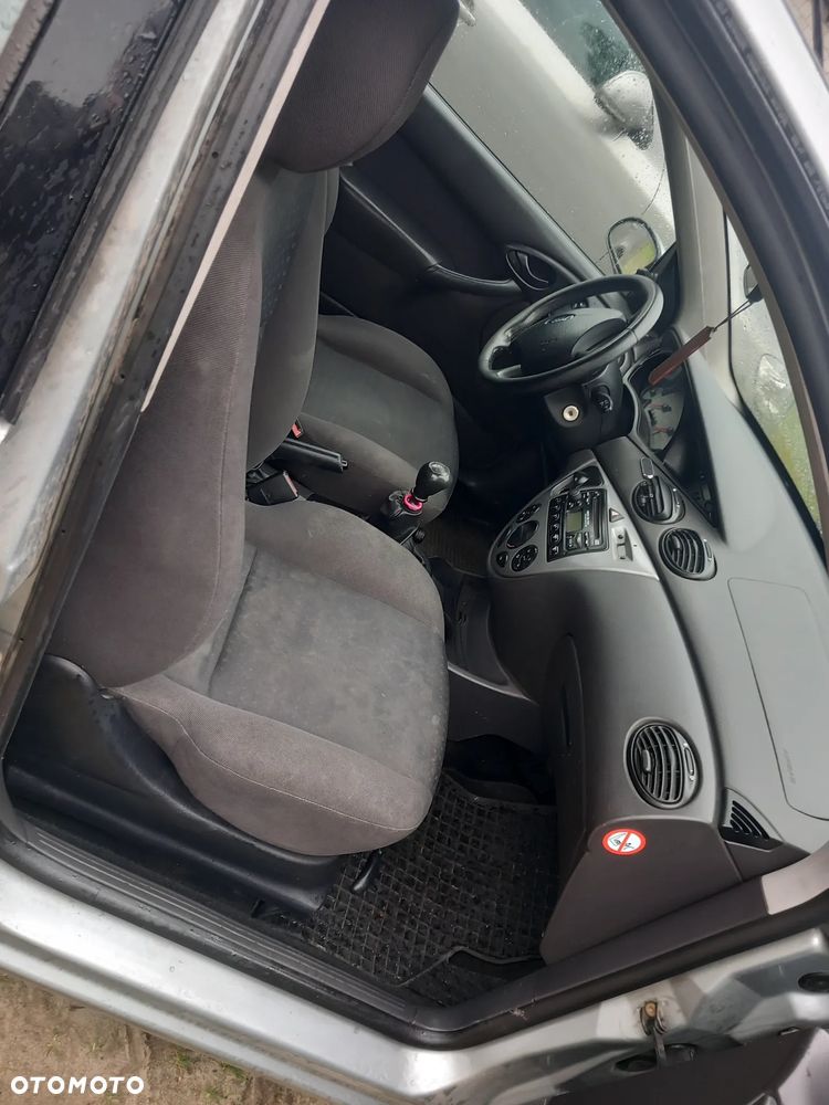 Ford Focus 1.8 TDCi FX - 5