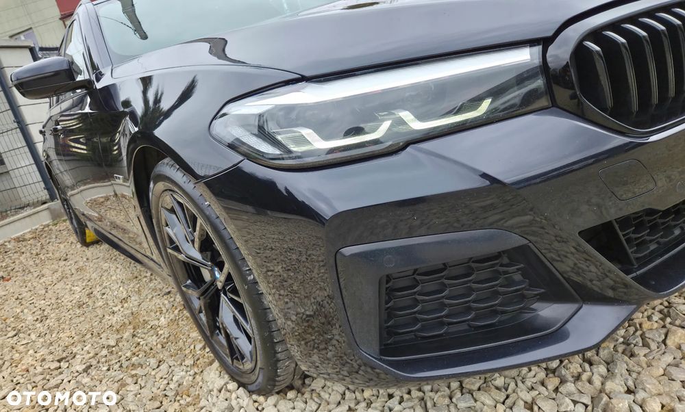 BMW Seria 5 530e xDrive M Sport sport - 34