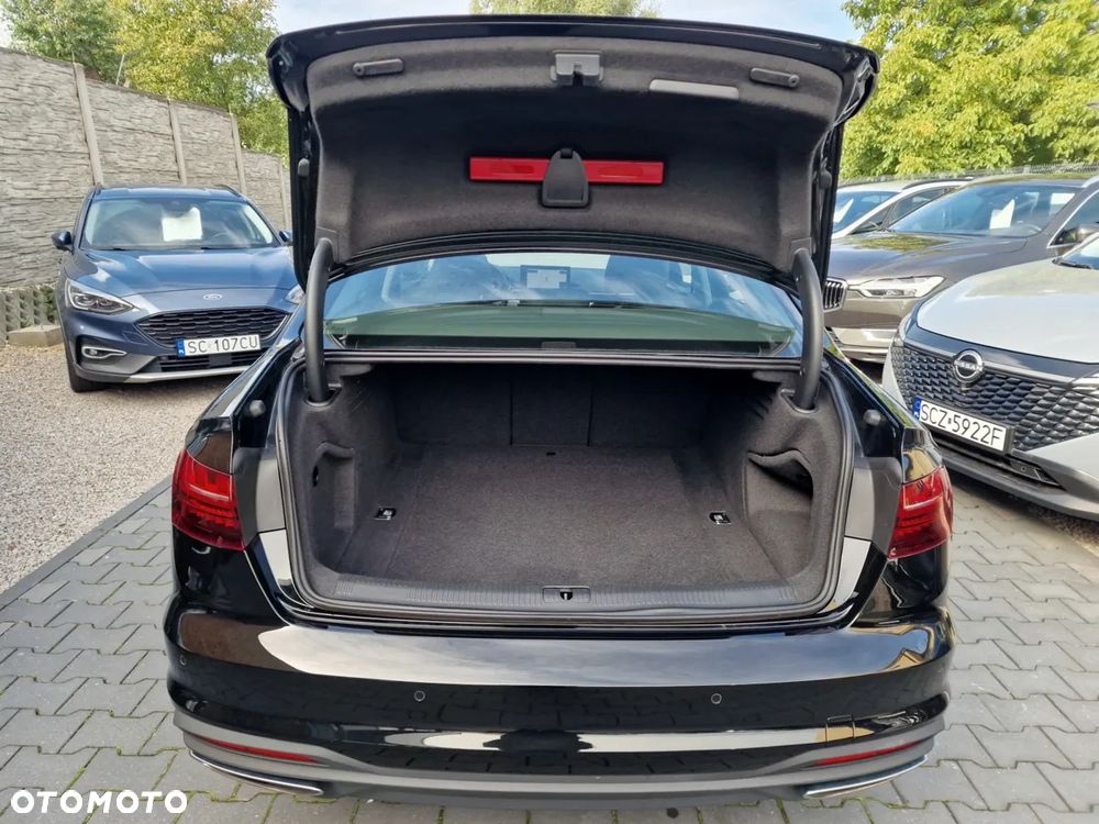 Audi A4 Limousine 35 TFSI S tronic sport - 28