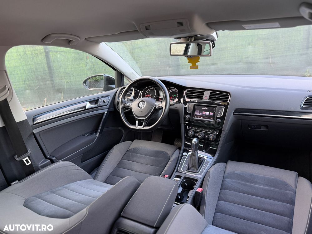 Volkswagen Golf 1.4 TSI BlueMotion Technology DSG Highline - 16