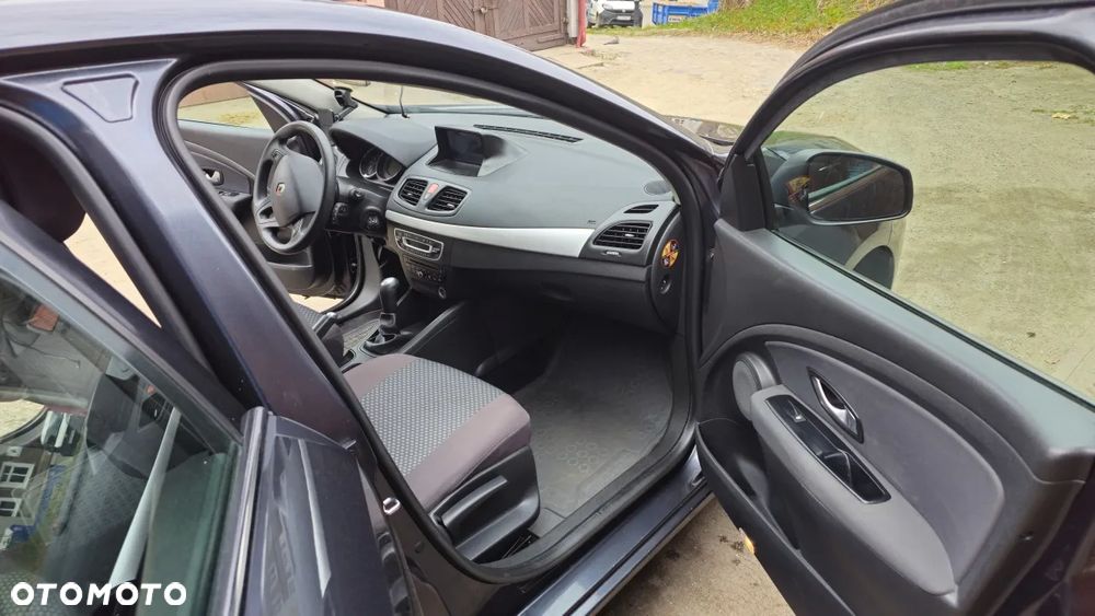 Renault Fluence 1.6 16V Color Edition - 4