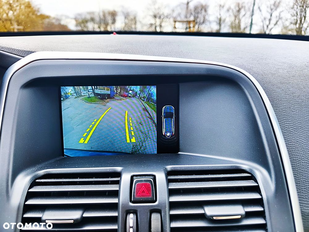 Volvo XC 60 D4 Drive-E Momentum - 12