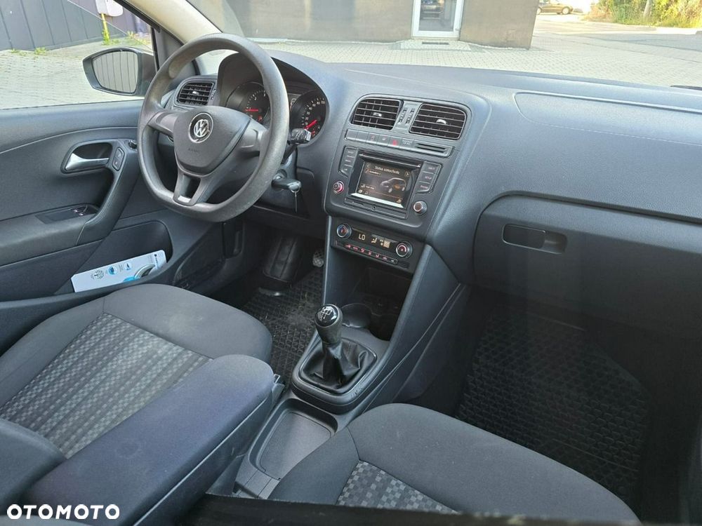 Volkswagen Polo - 16